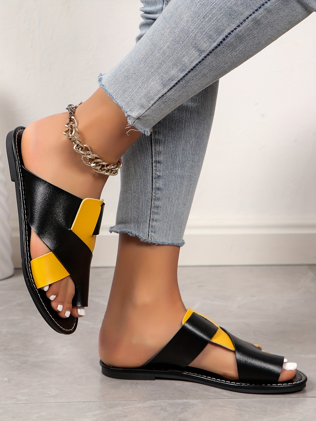 Women's Summer Casual Slip-On Sandals - Crisscross Strap Flat Sole Open-Toe Beach Shoes in Black & Brown PU Cover, Comfortable Breathable for Outdoor Walking & Summer Outfits, Summer Shoes | Open Toe Footwear | Pu Cover Sanda
