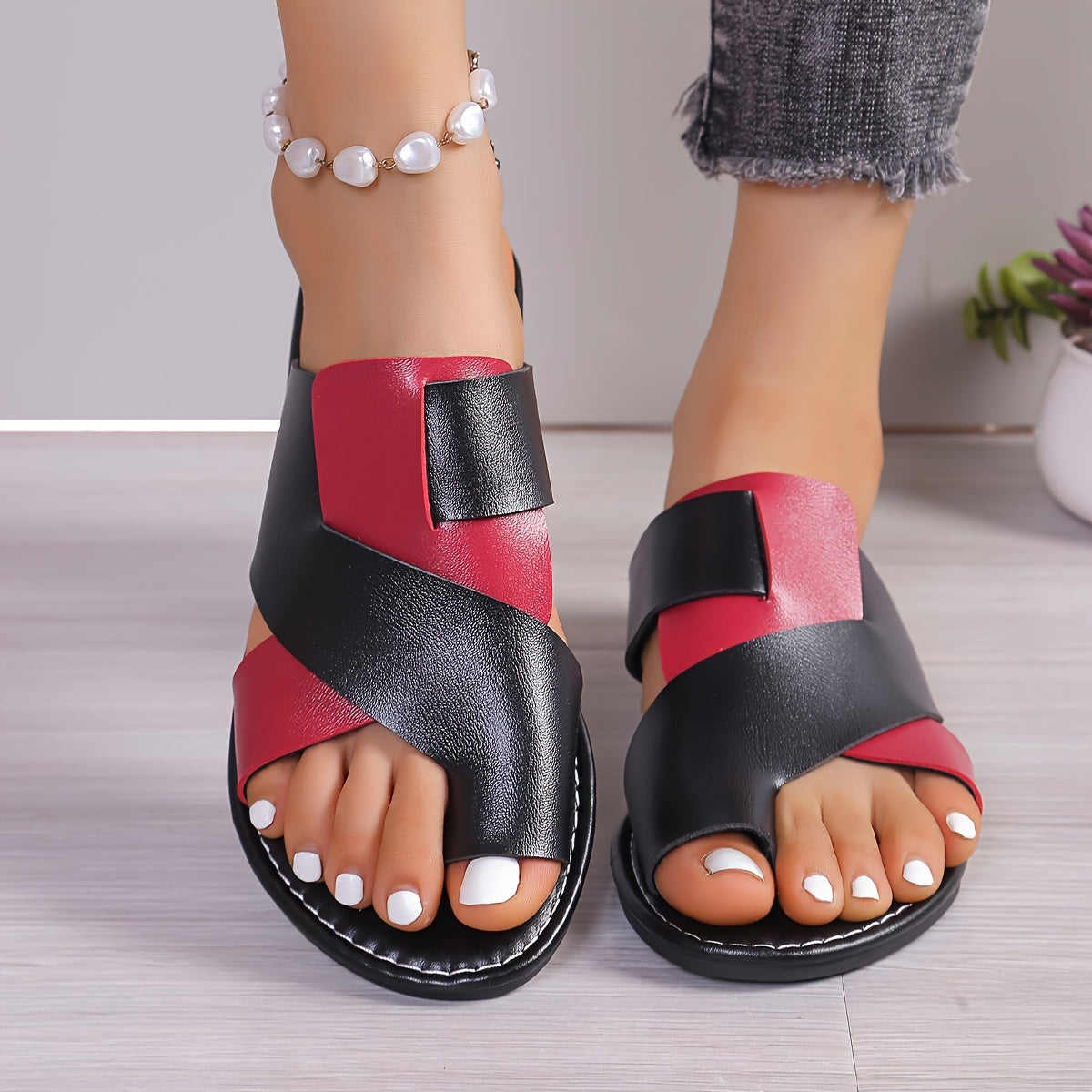 Women's Summer Casual Slip-On Sandals - Crisscross Strap Flat Sole Open-Toe Beach Shoes in Black & Brown PU Cover, Comfortable Breathable for Outdoor Walking & Summer Outfits, Summer Shoes | Open Toe Footwear | Pu Cover Sanda