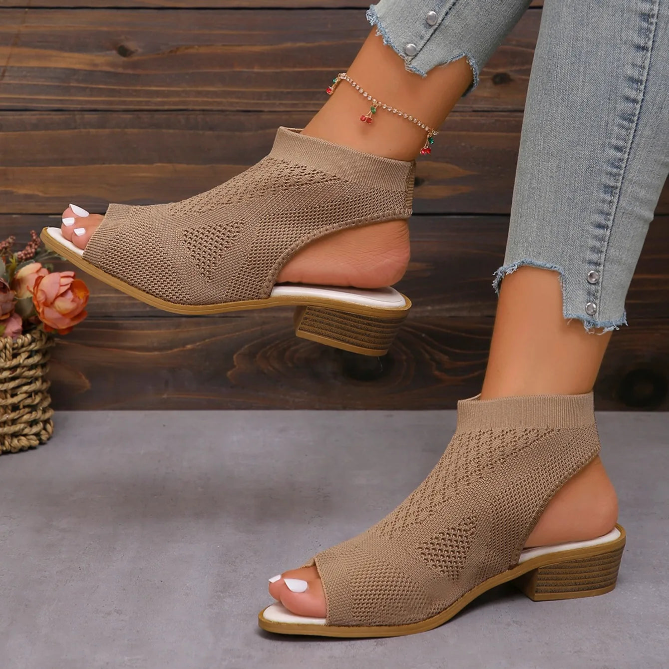 New Summer Fashion Casual Comfortable Sandals Open Toe Lightweight Outdoor Sandals Women Shoes for Women