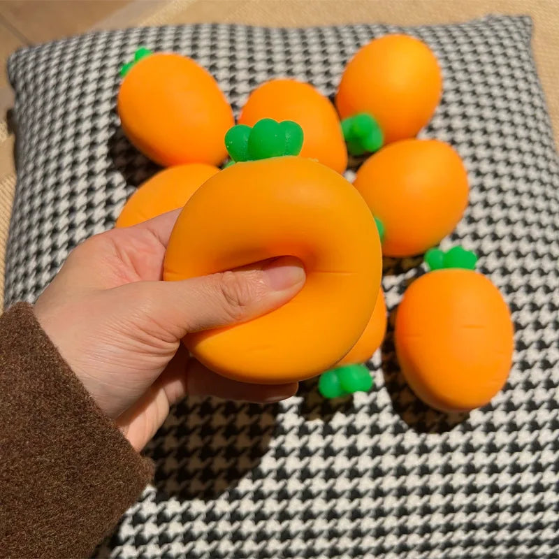 Stress-Relief Carrot Squeeze Toy, Imitation Vegetable Slow Rebound Ball, Soft Non-Toxic Decompression Fidget Toy for Children
