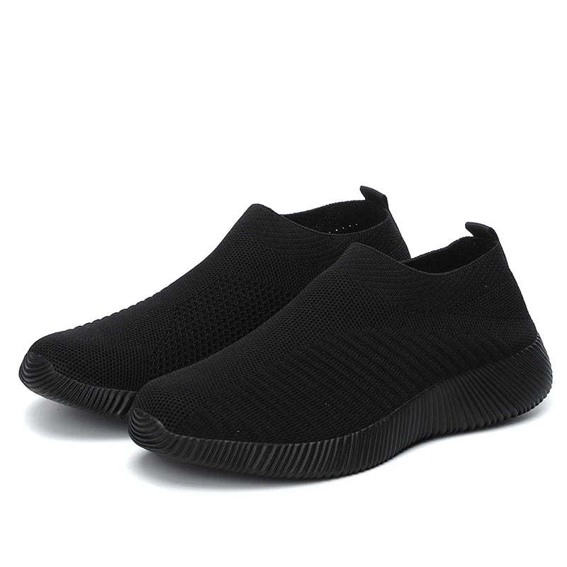 Women's Lightweight Breathable Mesh Slip-On Sneakers