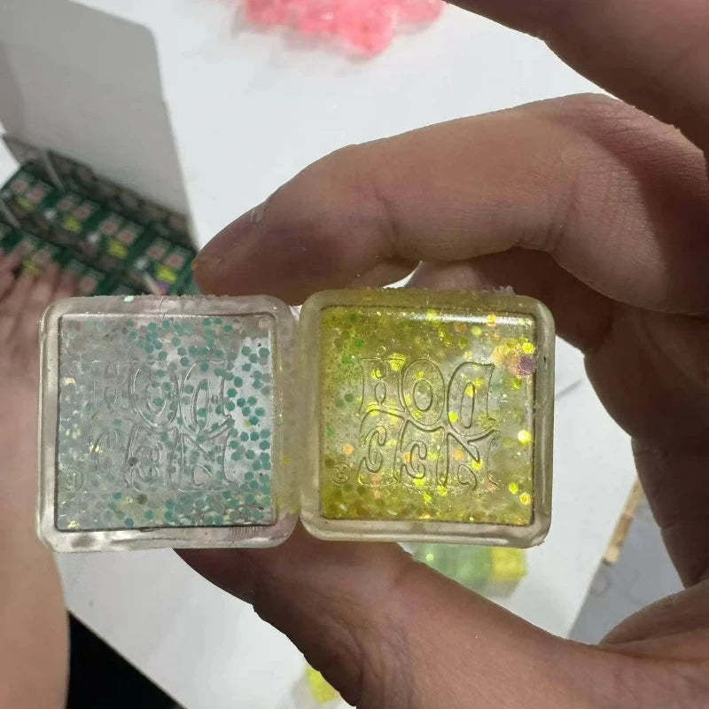 NeeDoh Nice Cube Glitter Sparkle Squish Toy – Slow Rising Anxiety Relief Fidget Cube, Surprise Blind Box