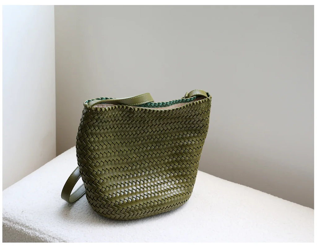 Women's Handwoven Knit Bucket Shoulder Bag