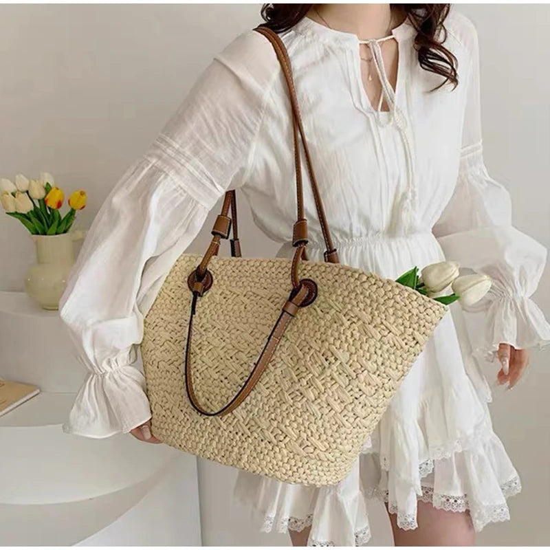 Women's Woven Straw-Style Bucket Tote Bag