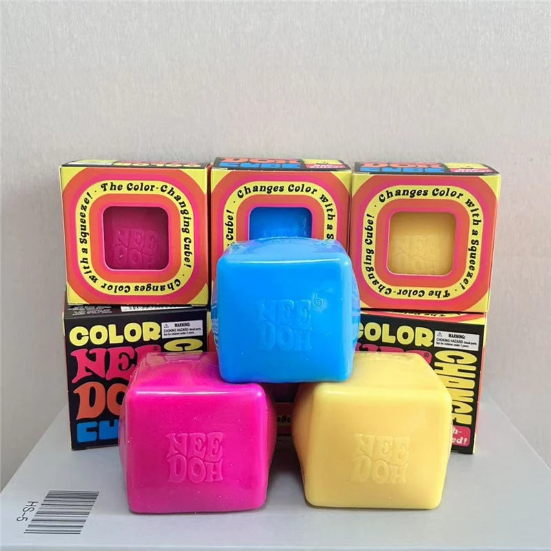 Color-Change Squishy Cube