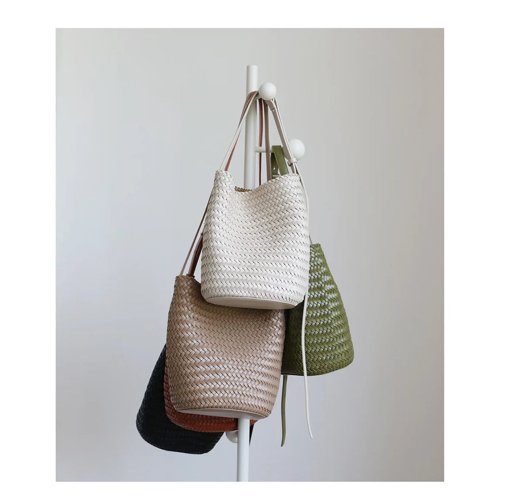 Women's Handwoven Knit Bucket Shoulder Bag