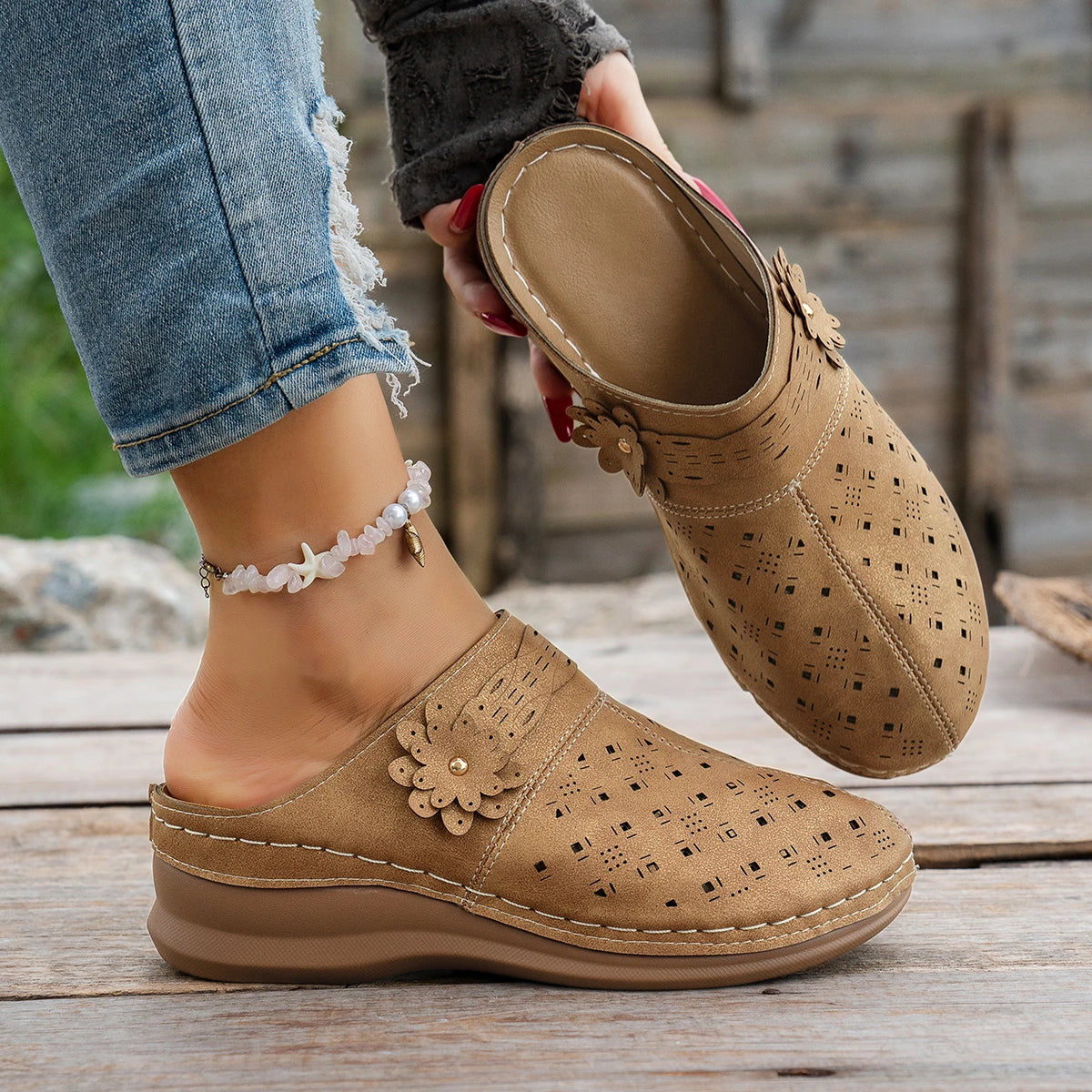 Women's Metal Accent PU Slip-On Mule Flats