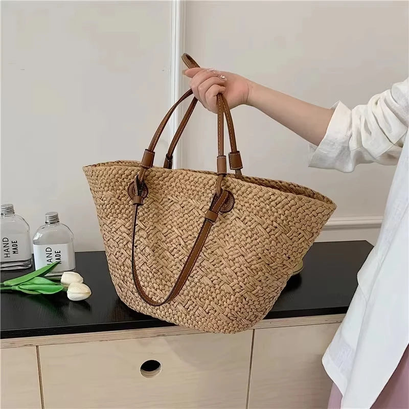 Women's Woven Straw-Style Bucket Tote Bag
