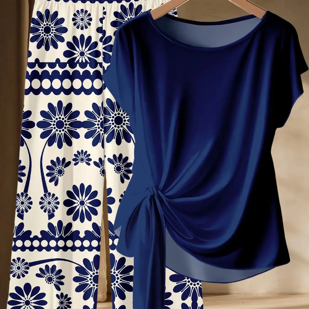 Summer women's plus size casual loose two-piece set solid color twisted T-shirt+blue and white printed wide leg pants set