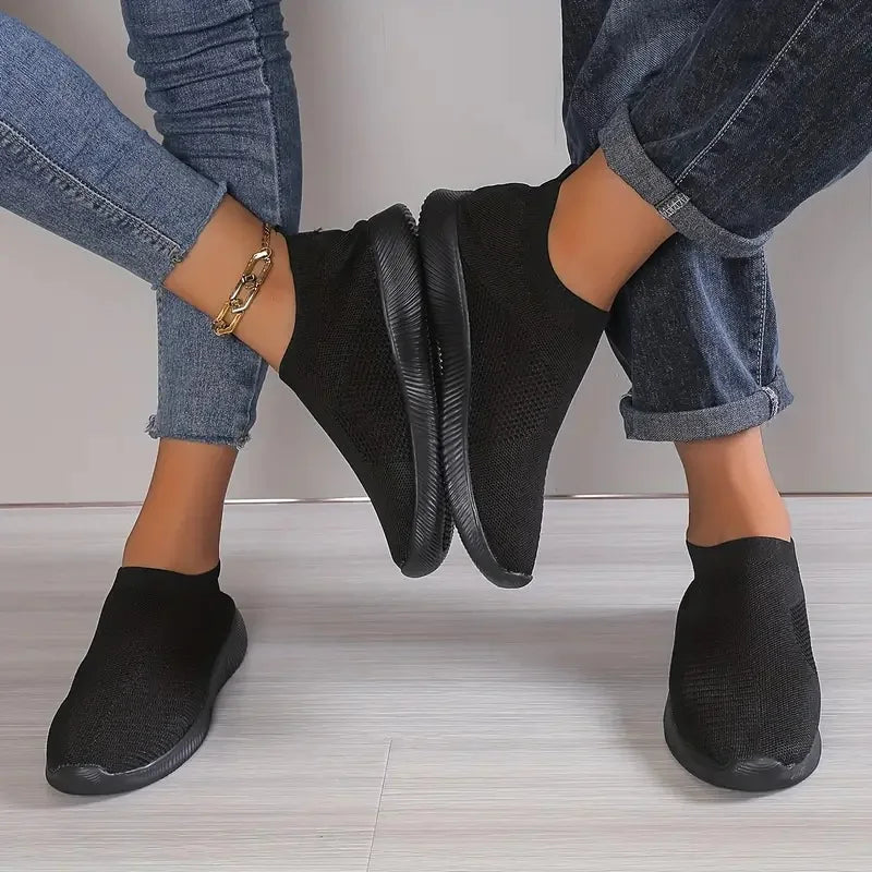 Women's Lightweight Breathable Mesh Slip-On Sneakers