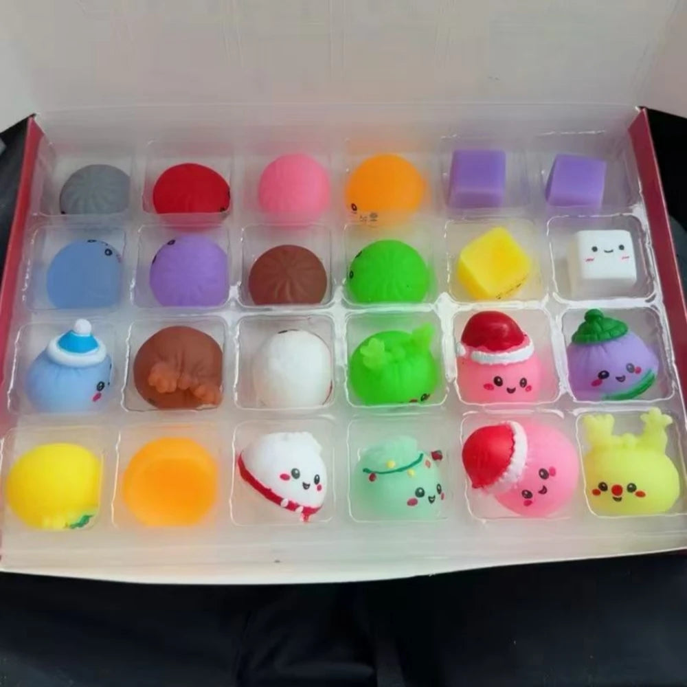 24-Day Christmas Dumpling Advent Calendar Ornament Set