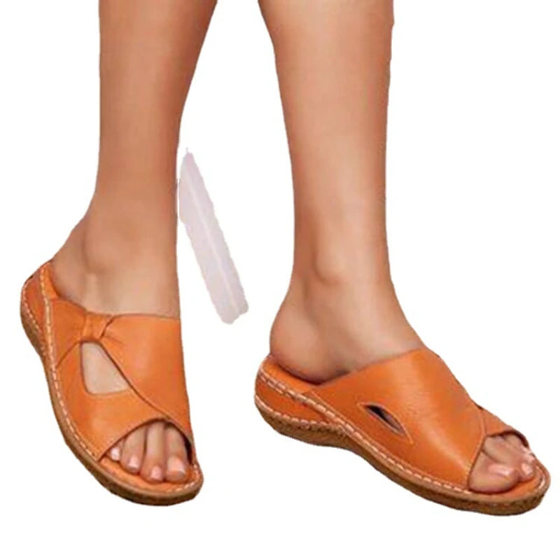 New Retro Summer Flat Casual Outdoor Beach Slippers Female Wedge Platform Orthopedic Slides