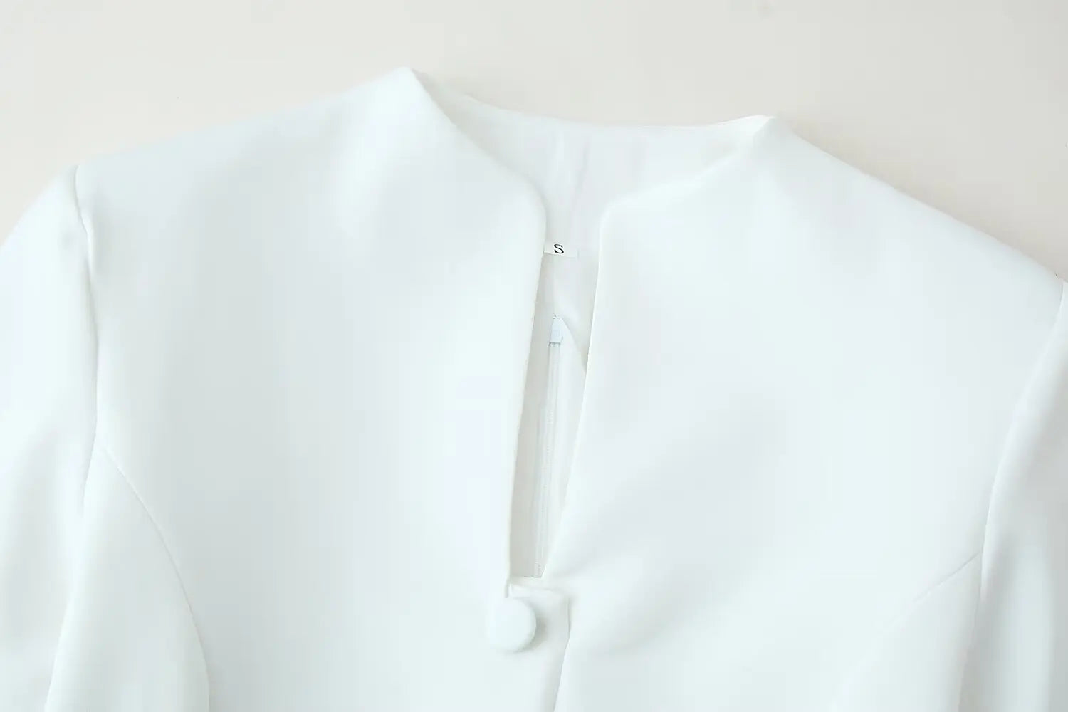 HH 2026 Trendy Woman's Spring New Fashion Sexy Dresses Solid V-Neck Long Sleeves Single-Breasted Female Elegant Mini Dress