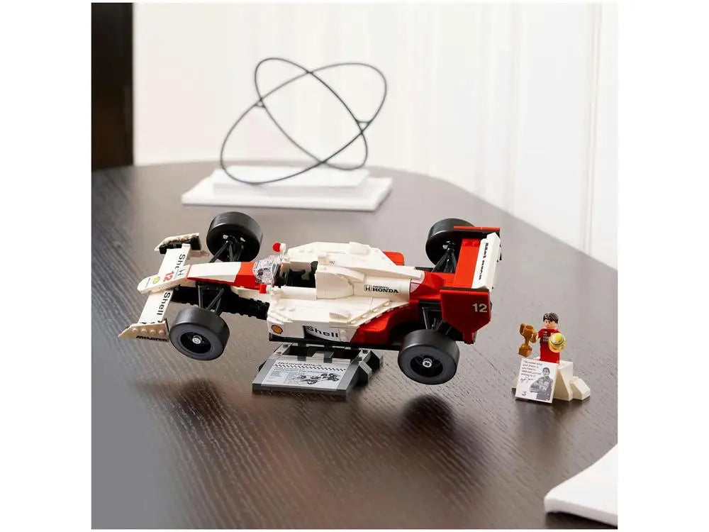 LEGO ICs McLaren MP4/4 and Ayrton Senna