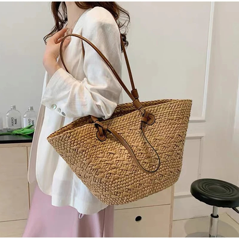 Women's Woven Straw-Style Bucket Tote Bag