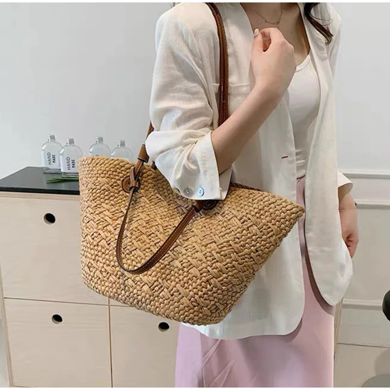 Women's Woven Straw-Style Bucket Tote Bag