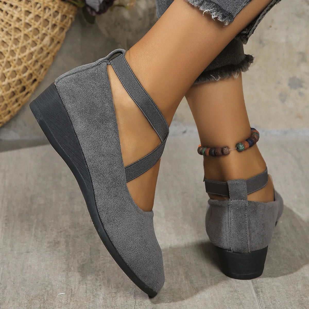 Women's Wedge Heel Pointed Toe Ankle Strap Pumps