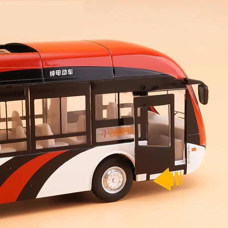 School Bus Car Model Diecast Metal Toy Vehicles City Bus Simulation Doors Openable Sound & Light Collection Kids Toys Gifts