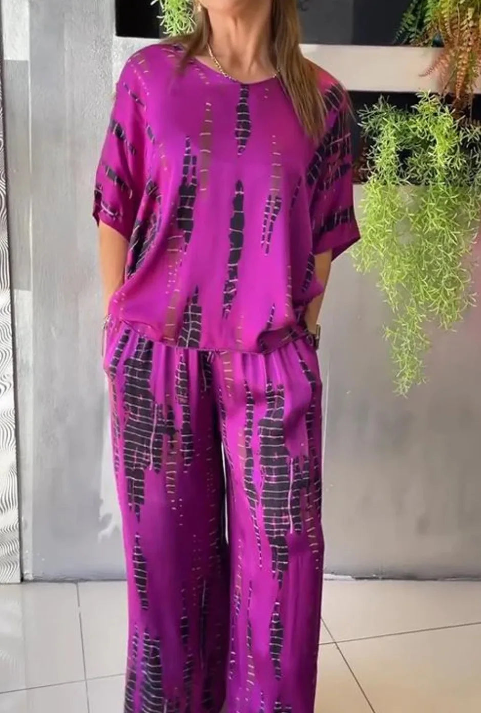 Summer Fashion T-shirt Pants Set Women Geometric Print Short Sleeved Tops Loose Wide Leg Pants Elegant Lady Set Clothing