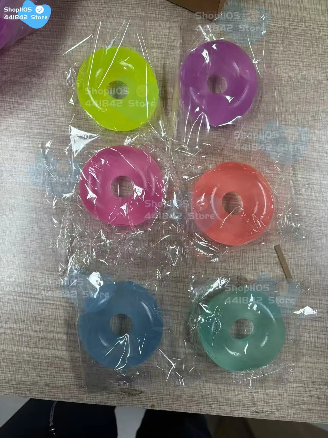 2026 Speks Gump Loop Pressure Ball Soft Stress Relieving Sensory Fidget Stress Ring Gel Squishy Toy for Kids Adults