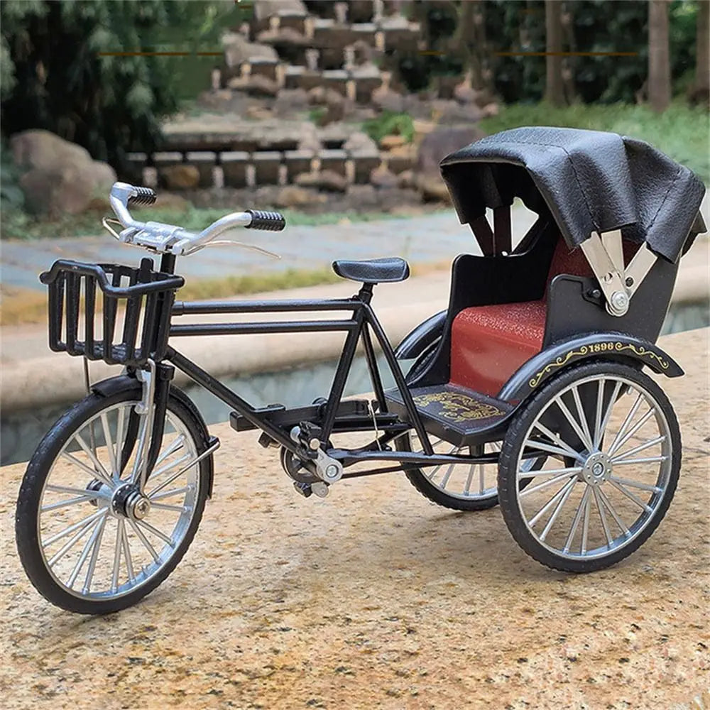 Kids Toy Vintage Classic Tricycle Model Metal Diecast Three Wheeled Simulation Tricycle Toy 1:12 Alloy Model Collectibles Gift
