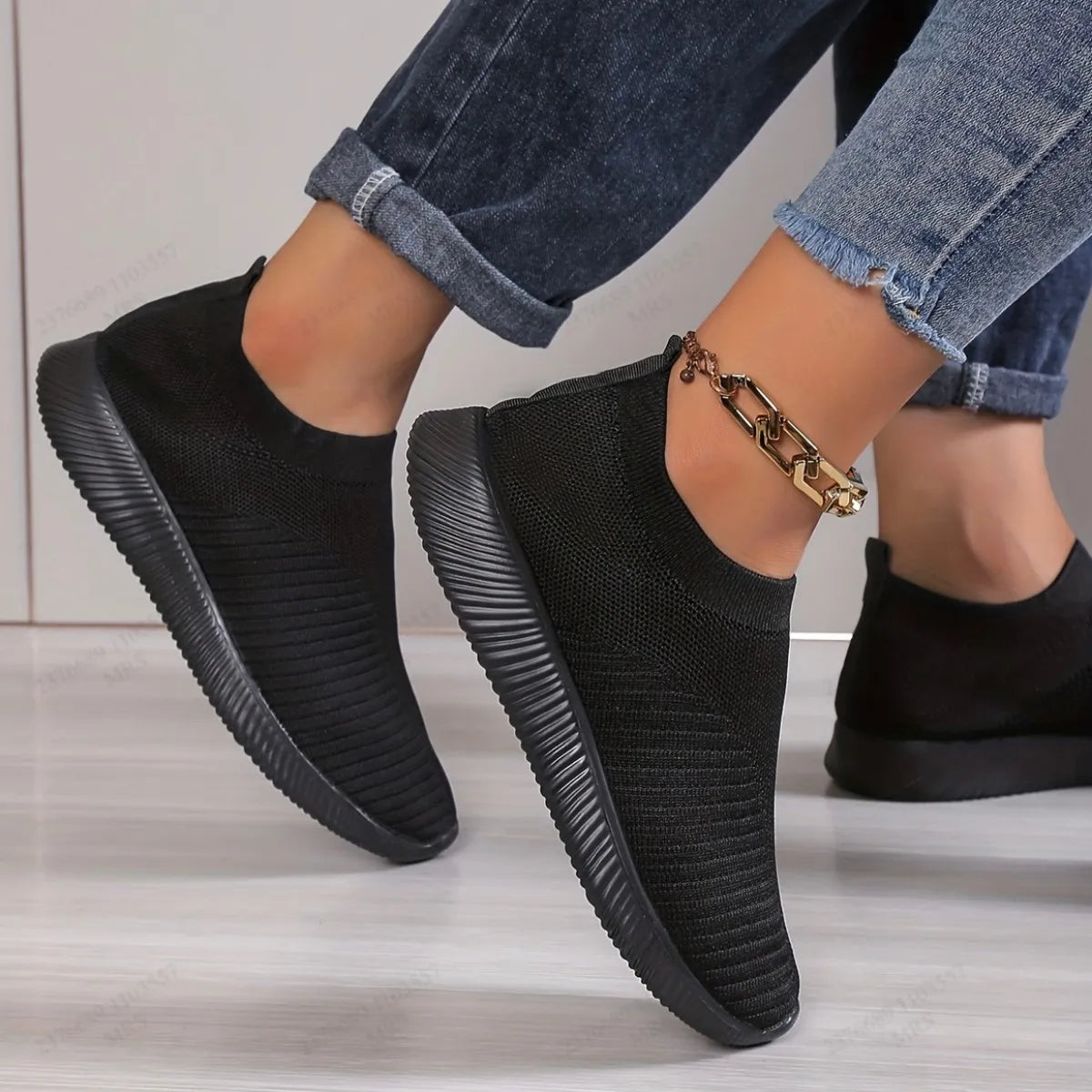 Women's Lightweight Breathable Mesh Slip-On Sneakers
