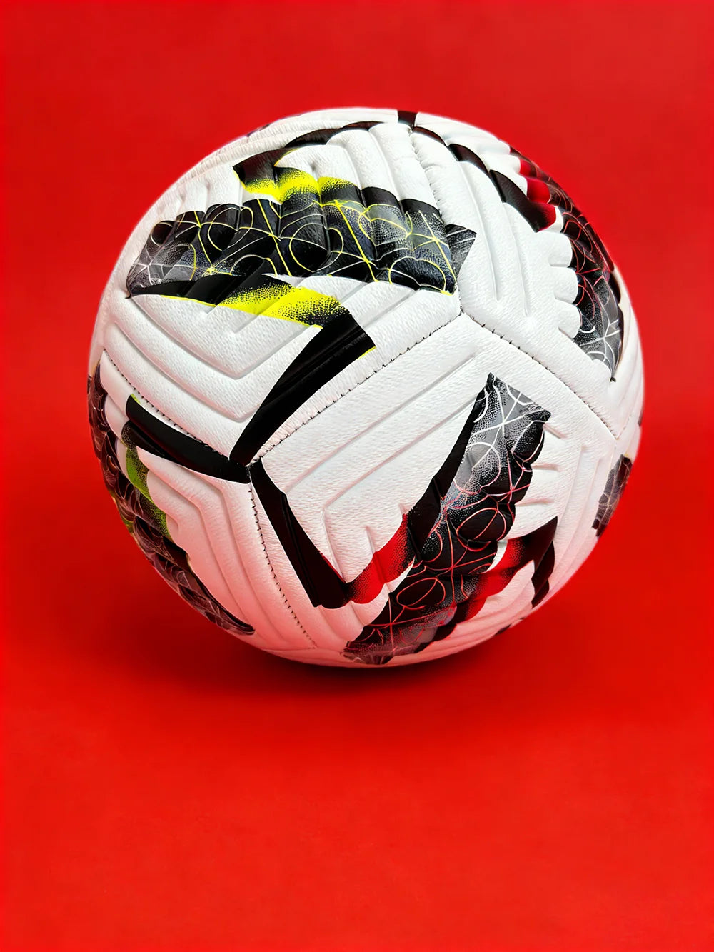 Professional Soccer Ball – Size 5 PU Seamless Match & Training Football