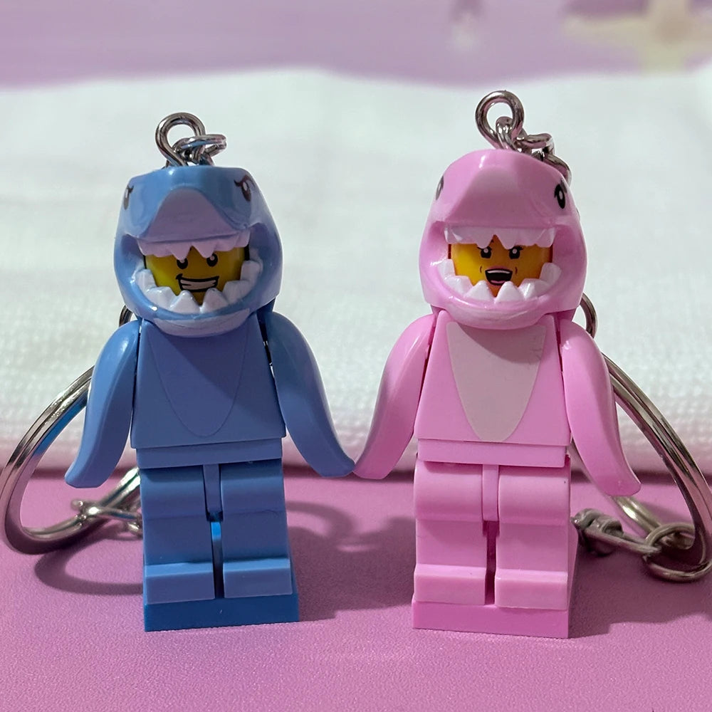 2pcs Cartoon Pink and Blue Shark Couple Keychain Heart-Shaped Building Block Splicing Keyring Backpack Pendant For Friends Gifts