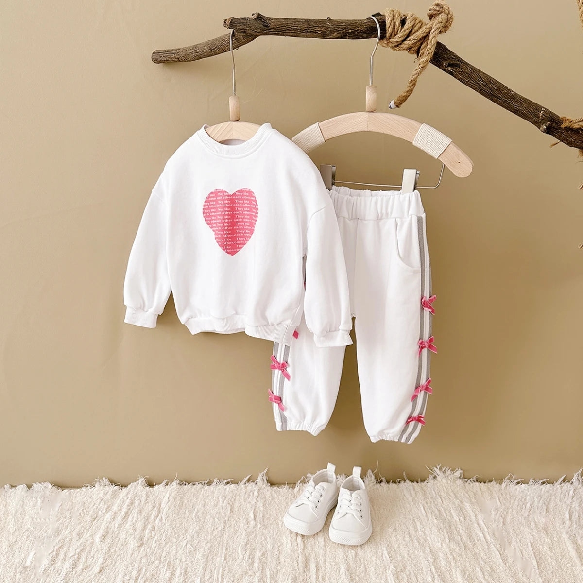 Baby Girl Love Print Sweatshirt & Bow Pants 2-Piece Set
