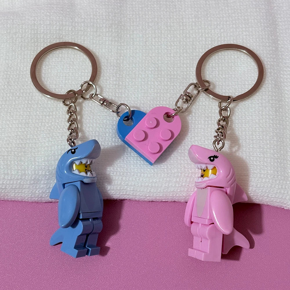 2pcs Cartoon Pink and Blue Shark Couple Keychain Heart-Shaped Building Block Splicing Keyring Backpack Pendant For Friends Gifts