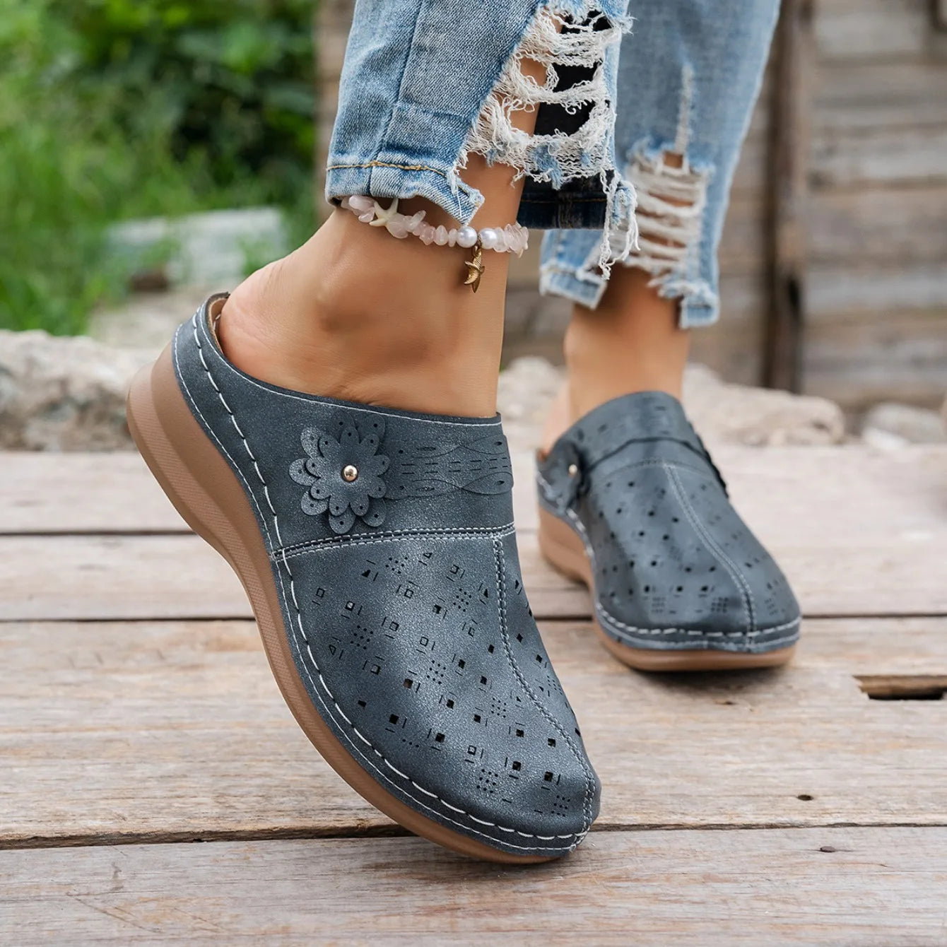 Women's Metal Accent PU Slip-On Mule Flats