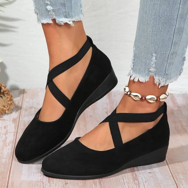 Women's Wedge Heel Pointed Toe Ankle Strap Pumps