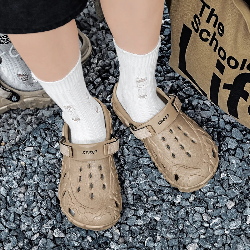 Summer Shoes Men Clogs Eva Slippers Men Flat Sandals Breathable Hole Shoes Men Beach Home Leisure Slides Men Summer Shoes