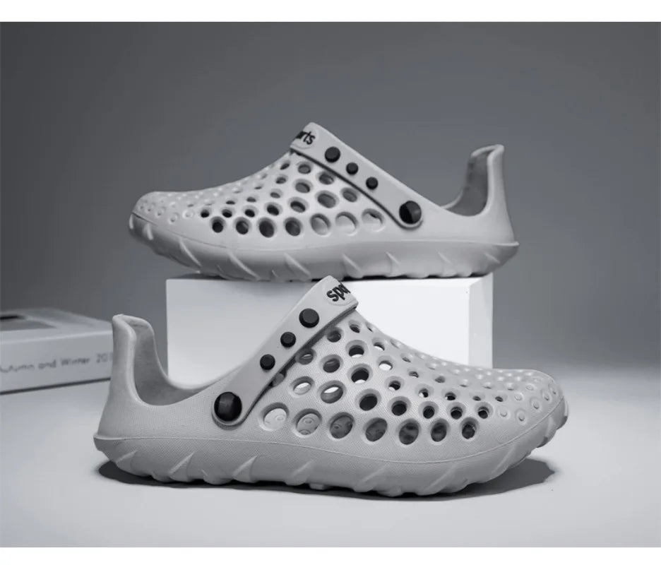 Summer Shoes Men Clogs Eva Slippers Men Flat Sandals Breathable Hole Shoes Men Beach Home Leisure Slides Men Summer Shoes
