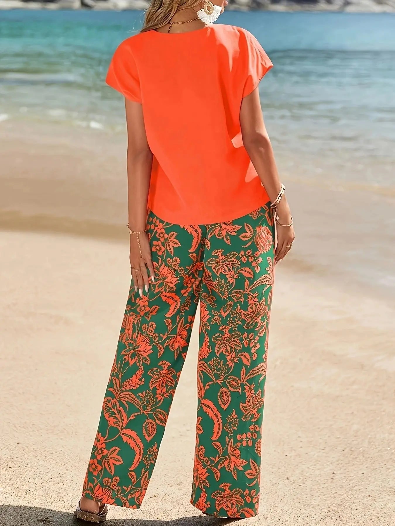Summer Women 2 Piece Outfit Set V-Neck Short Sleeve T-Shirt + Floral Print Wide Leg Pants Casual Beach Vacation Two Piece T