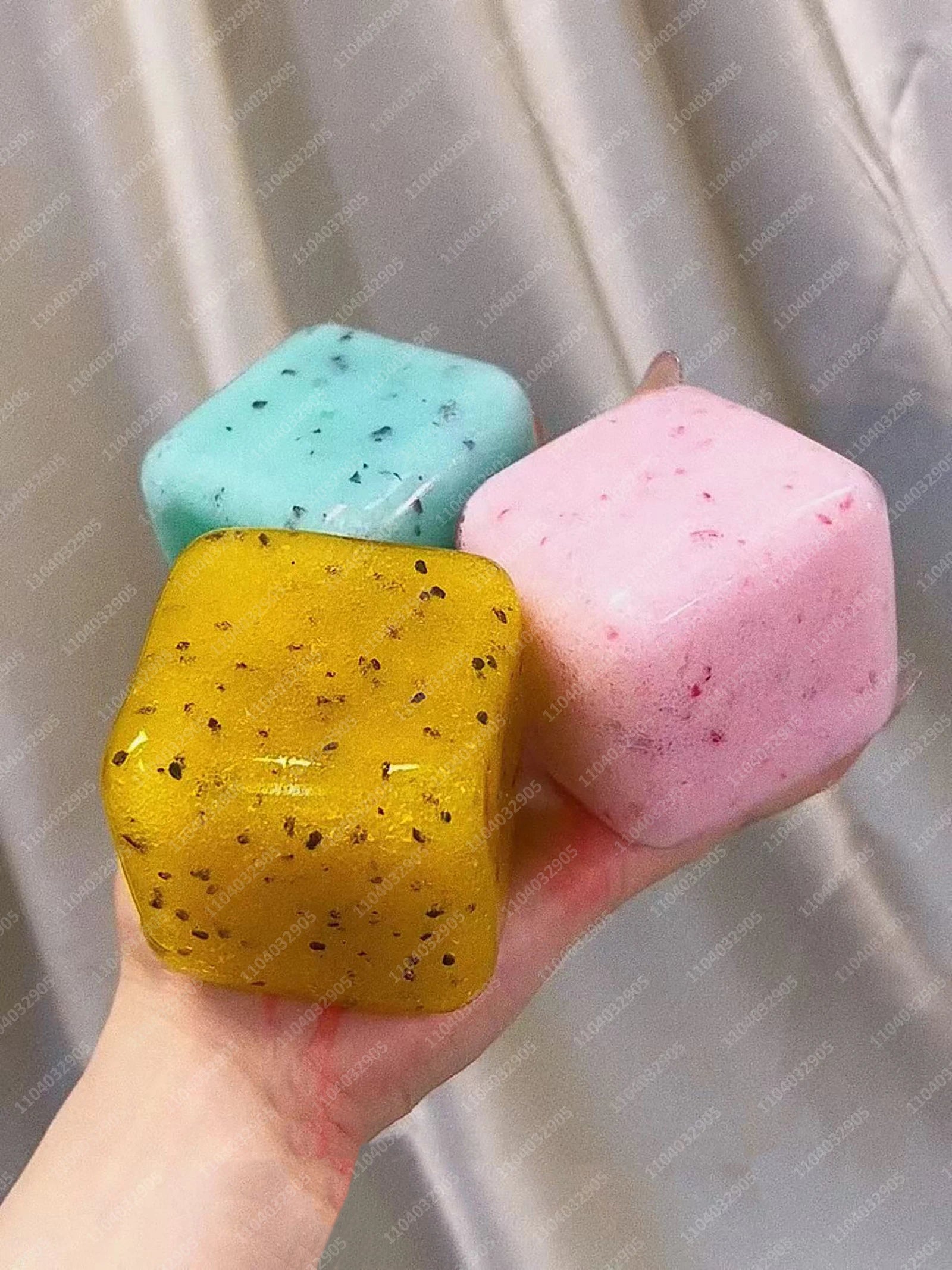 Squishy Slushie Gummy Cube – Shapeable ASMR Stress Relief Fidget Toy