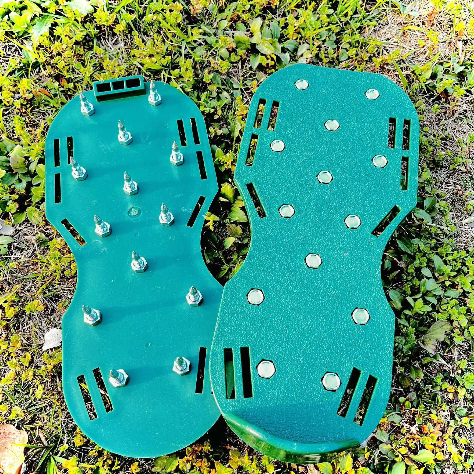 Lawn Aerator Shoes for Grass Layer with Spiked Bottom Spring Base Adjustable Strap with Hook Loop Strap for Yard Lawn Garden Use