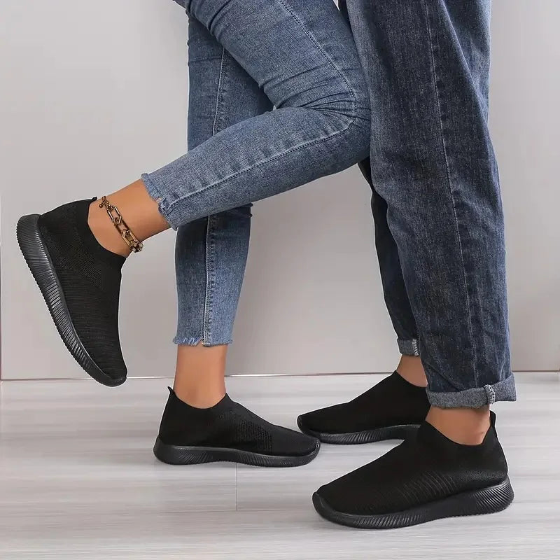 Women's Lightweight Breathable Mesh Slip-On Sneakers