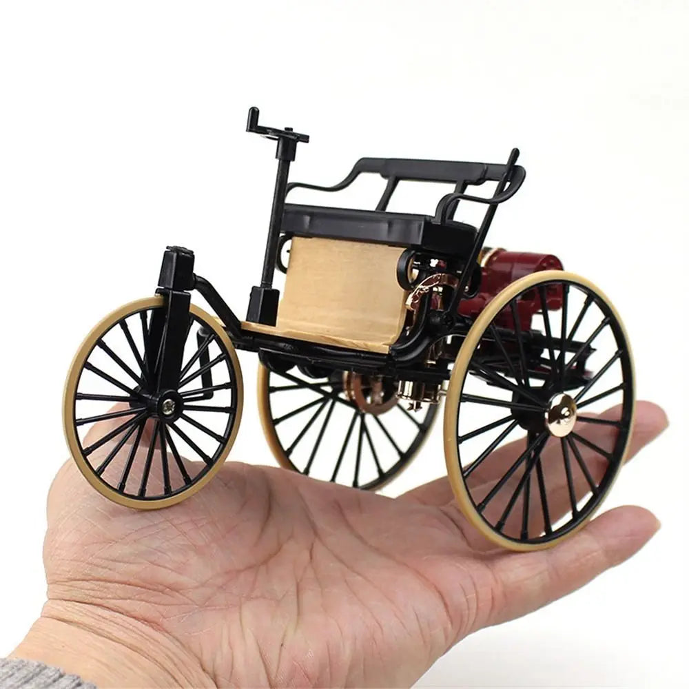 Kids Toy Vintage Classic Tricycle Model Metal Diecast Three Wheeled Simulation Tricycle Toy 1:12 Alloy Model Collectibles Gift