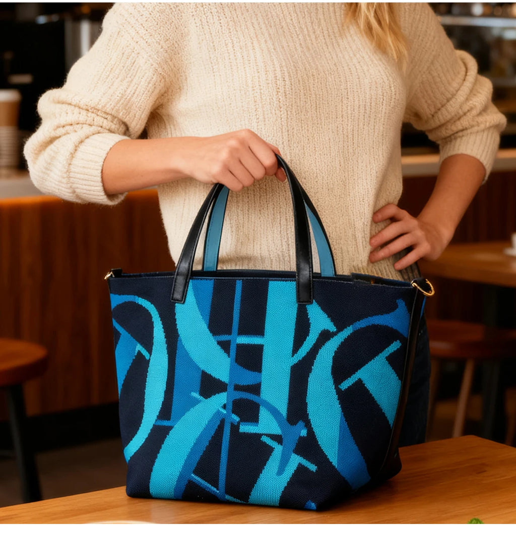 Women's Letter & Ruched PVC Bucket Shoulder Bag