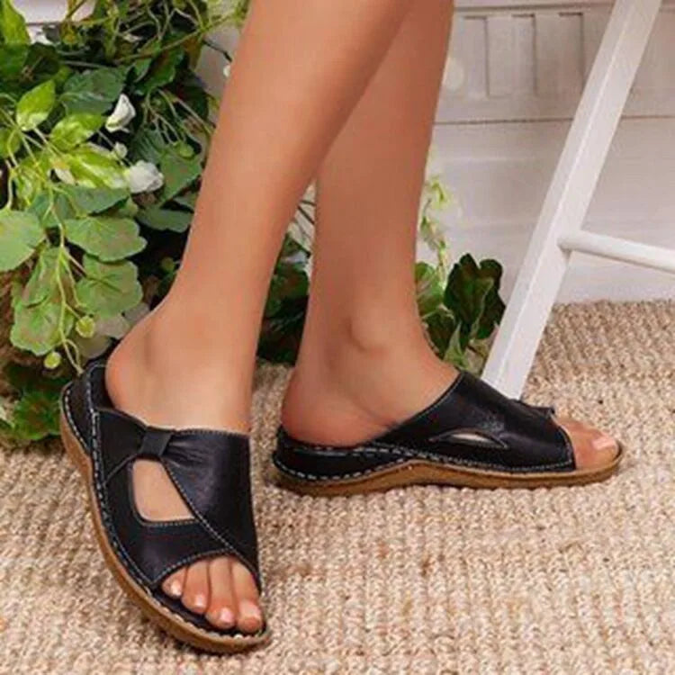 New Retro Summer Flat Casual Outdoor Beach Slippers Female Wedge Platform Orthopedic Slides