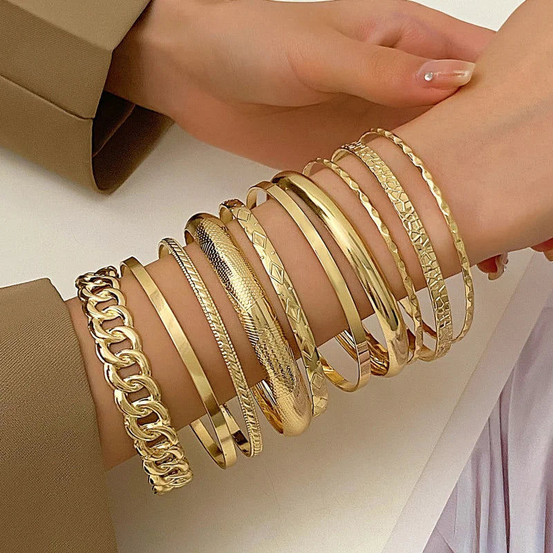 15 Pcs Retro Gold Color Minimalist Bangle Set for Women Fashion Chic Geometric Knotted Bracelets Daily Party Jewelry Gifts 2026