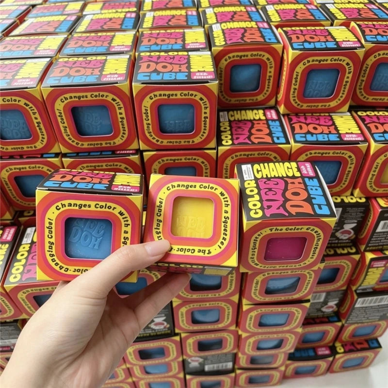 Color-Change Squishy Cube