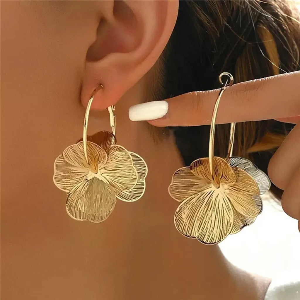 Vintage Layered Flower Dangle Hoop Earrings – Two-Tone Bohemian Floral Drop Earrings for Women