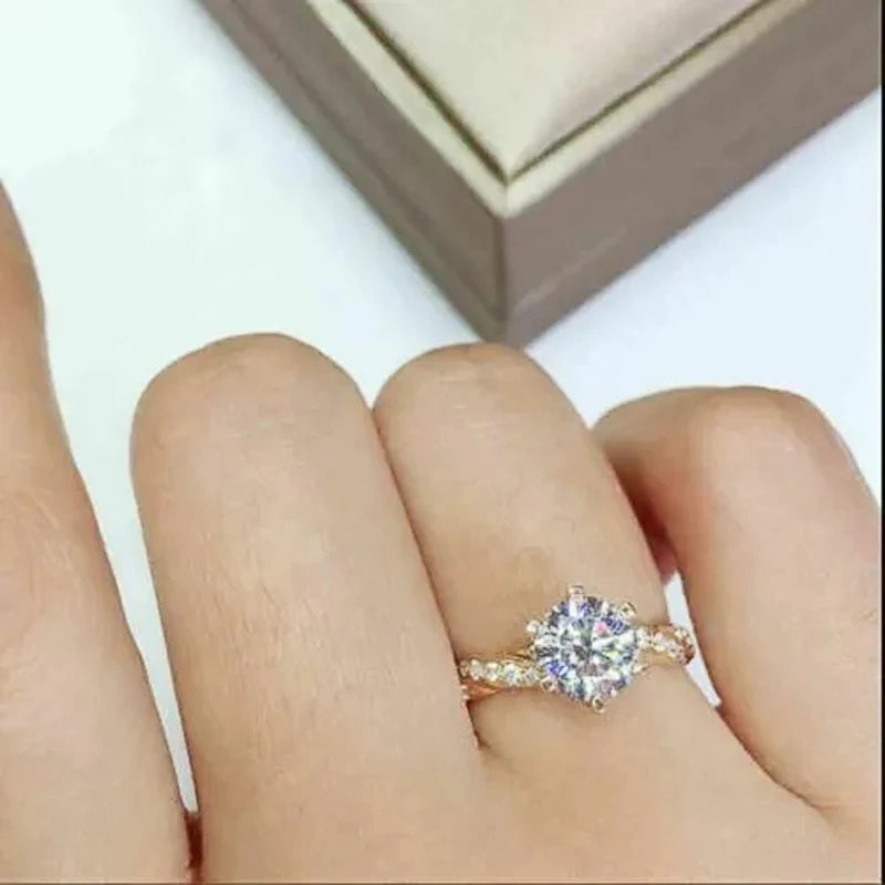 Classic 6-Claw Cubic Zirconia Wedding Band Ring – Luxury Gold Engagement Ring for Women
