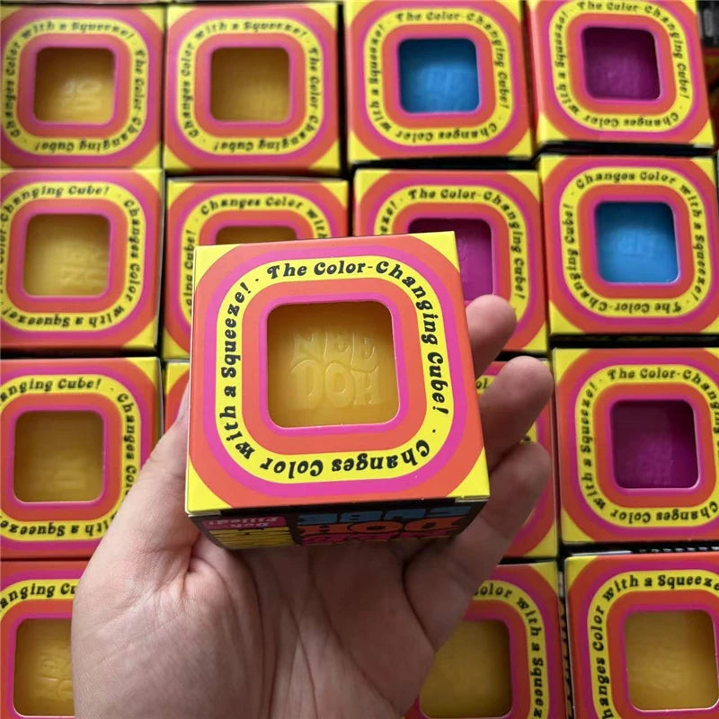 Color-Change Squishy Cube