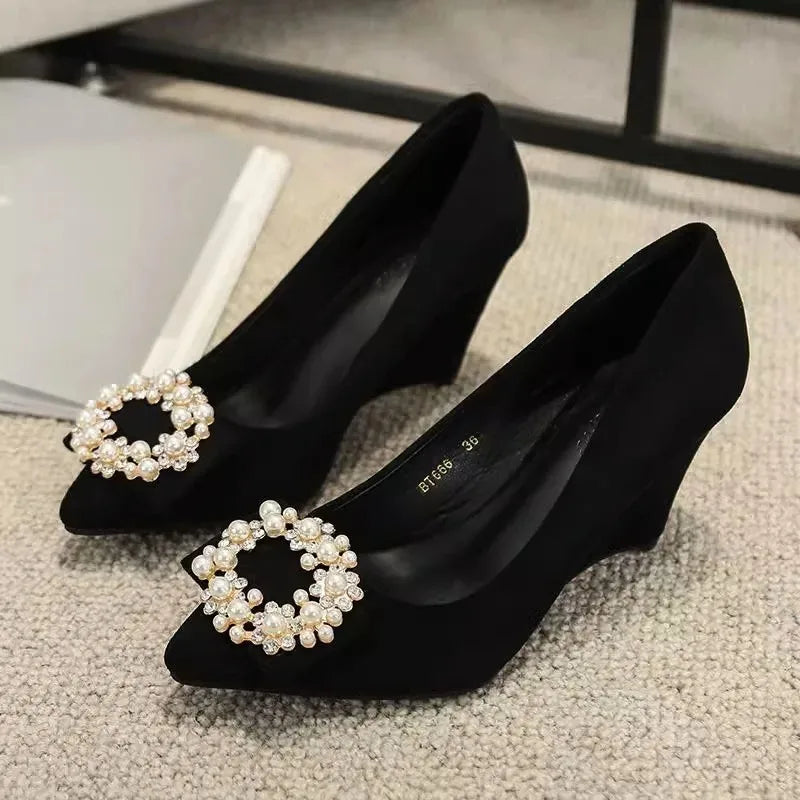 Women's Diamond Flannel Wedge Slingback Pumps