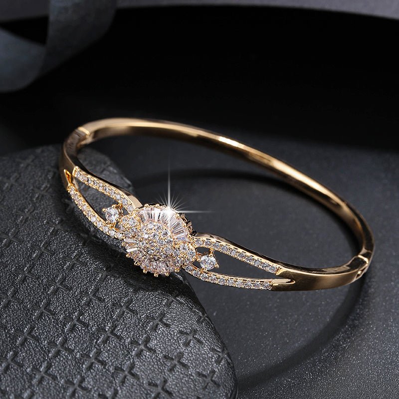 Elegant And Sophisticated Zirconia Bracelet With A Trendy And Minimalist Design, Exuding A Sense Of Luxury And Fashion. - Kenner House Emporium