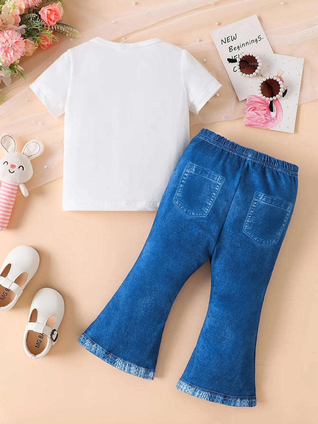 Toddler girl's spring and autumn short - sleeve top with letter patterns and imitation jeans set, suitable for outdoor activities - Kenner House Emporium