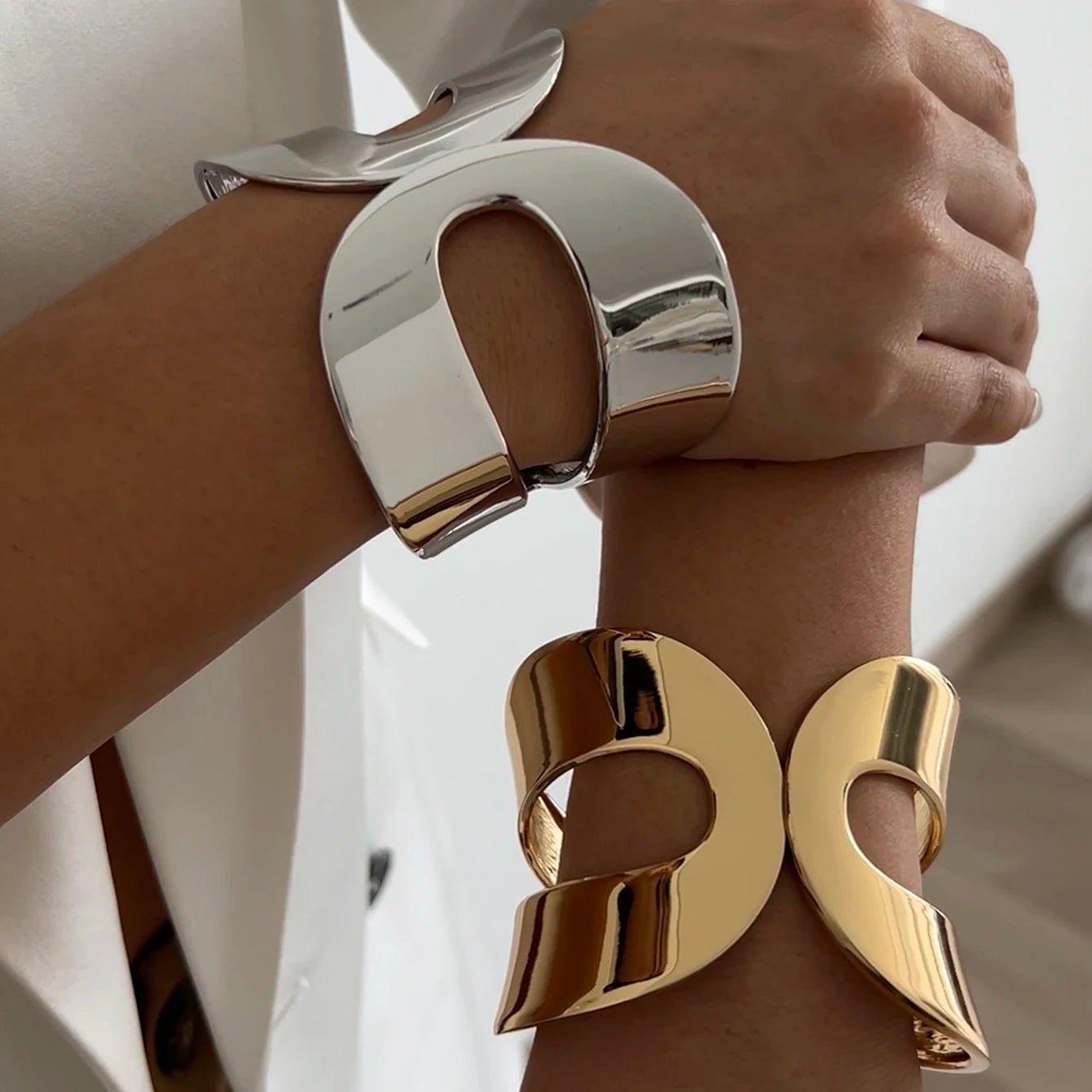 Ingemark 4 Styles Exaggerated Punk Smooth Big Chunky Open Cuff Bangles for Women Gold Color Spring Bracelets Men Hand Jewelry - Kenner House Emporium